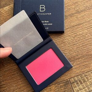 BNIB Beautycounter Satin Powder Blush in Raspberry